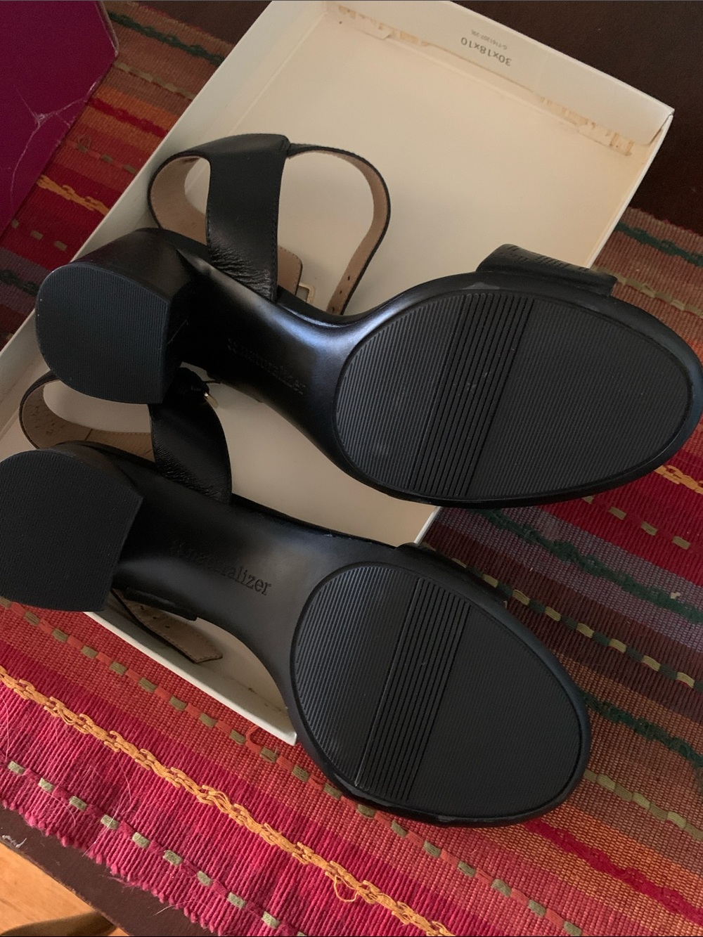 Naturalizer Black Sandals 7.5 New in Box - Picture 4 of 7